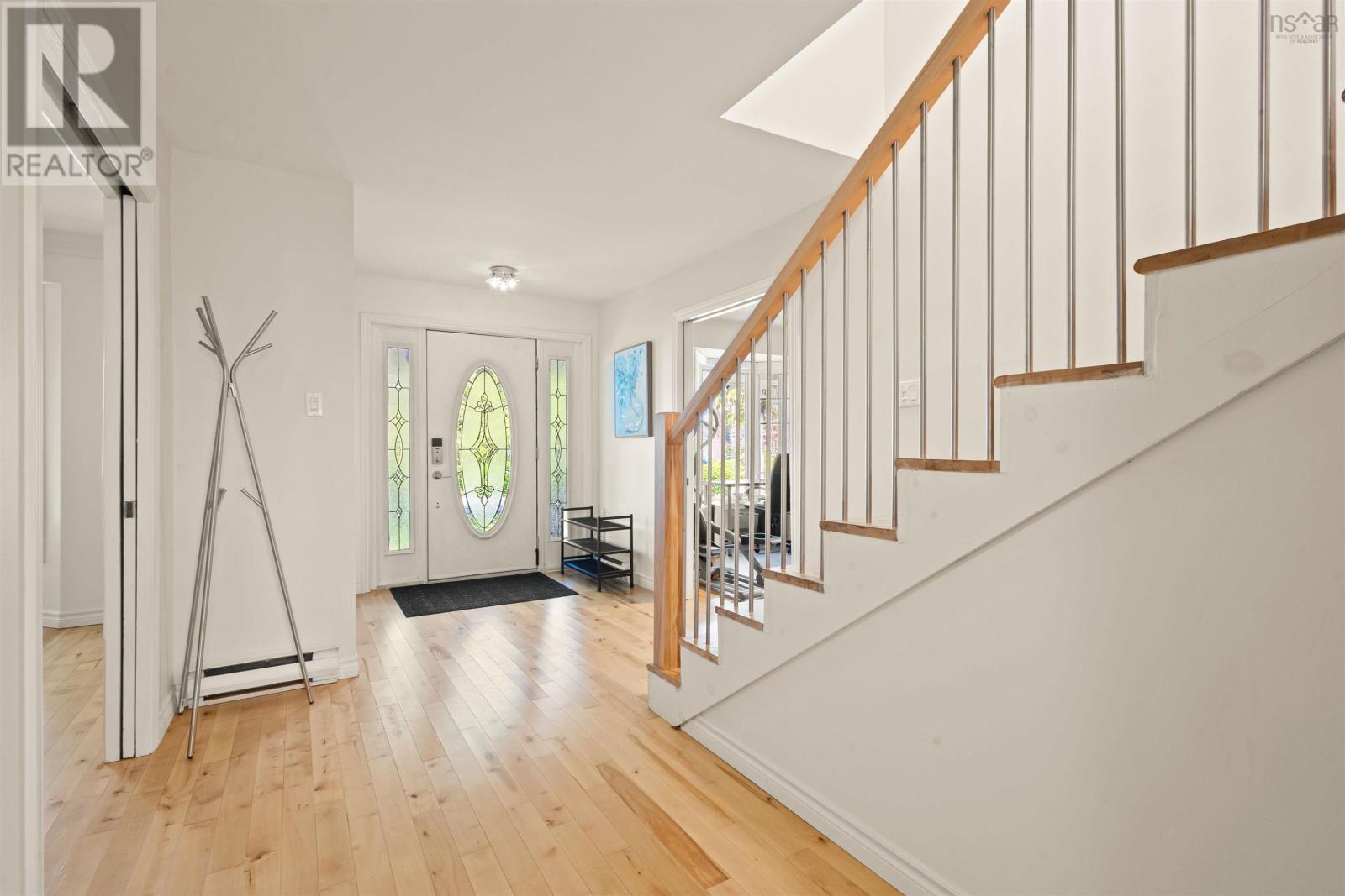 Property at 122 Peregrine Crescent image 4
