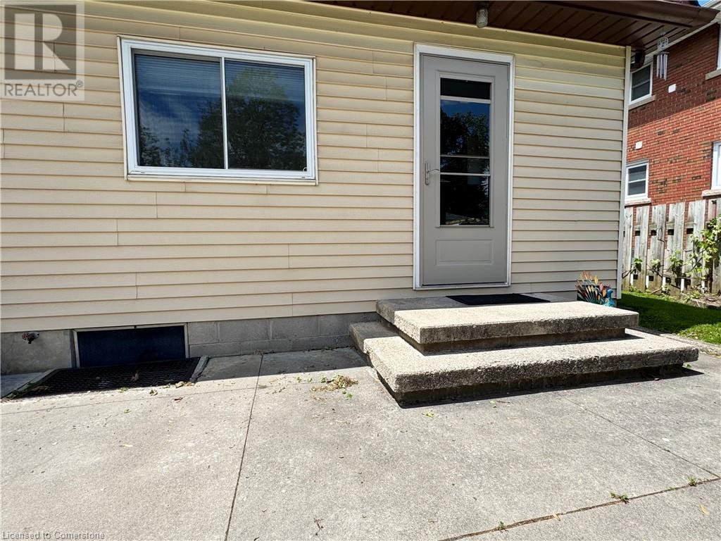 100 Lake Avenue Drive, Stoney Creek, Ontario  L8G 3N4 - Photo 15 - 40736216