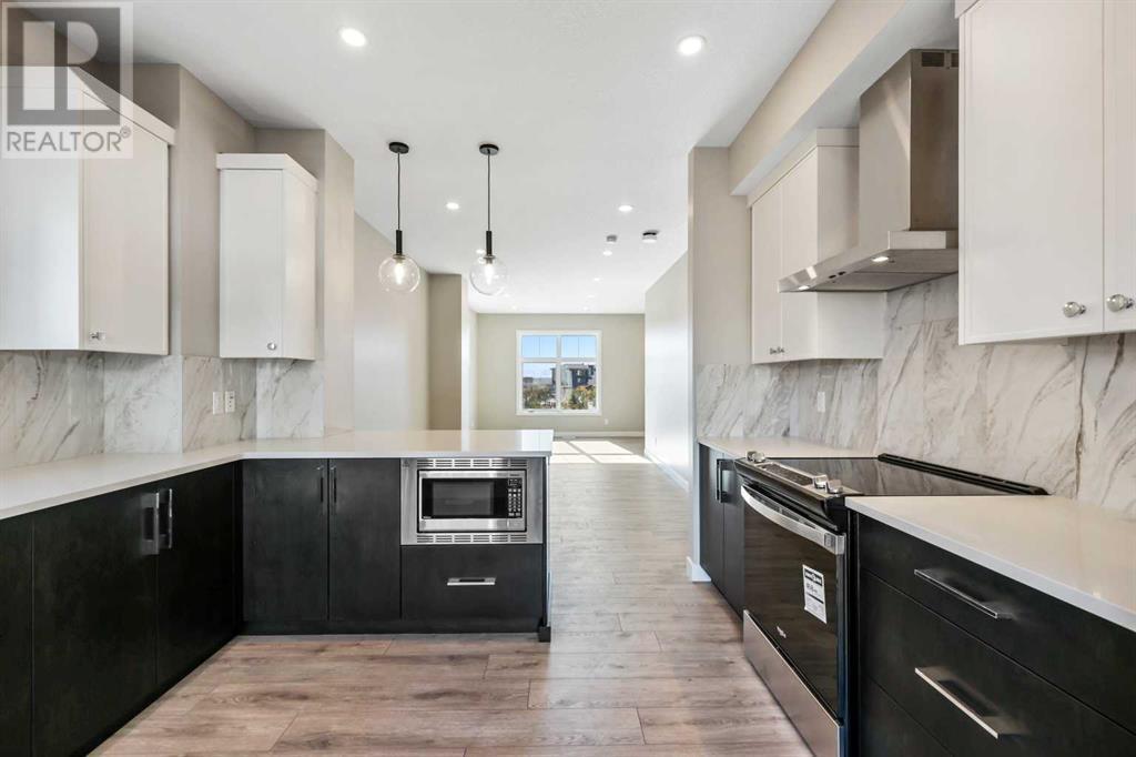 Property at 629 Mahogany Road SE image 3