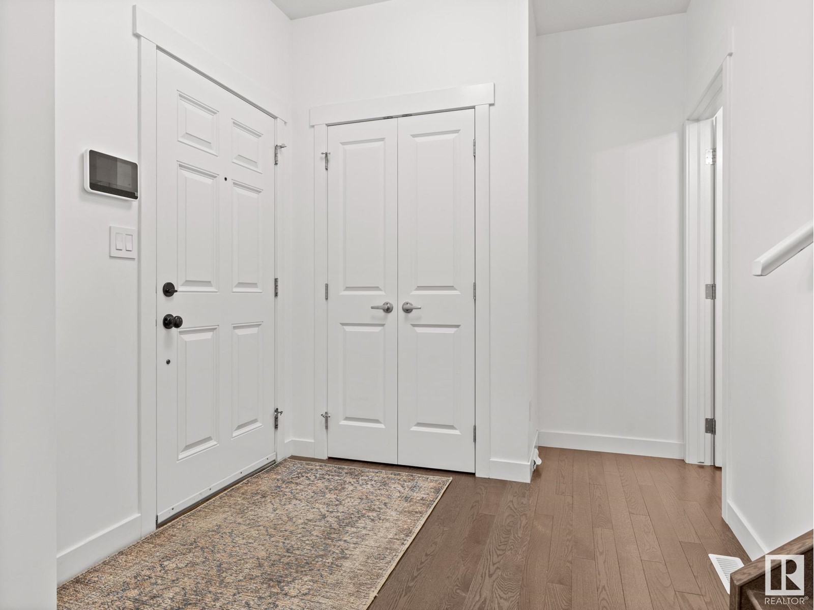 620 Mcdonough Link Li Nw, Edmonton, Alberta  T5Y 0M8 - Photo 2 - E4440046
