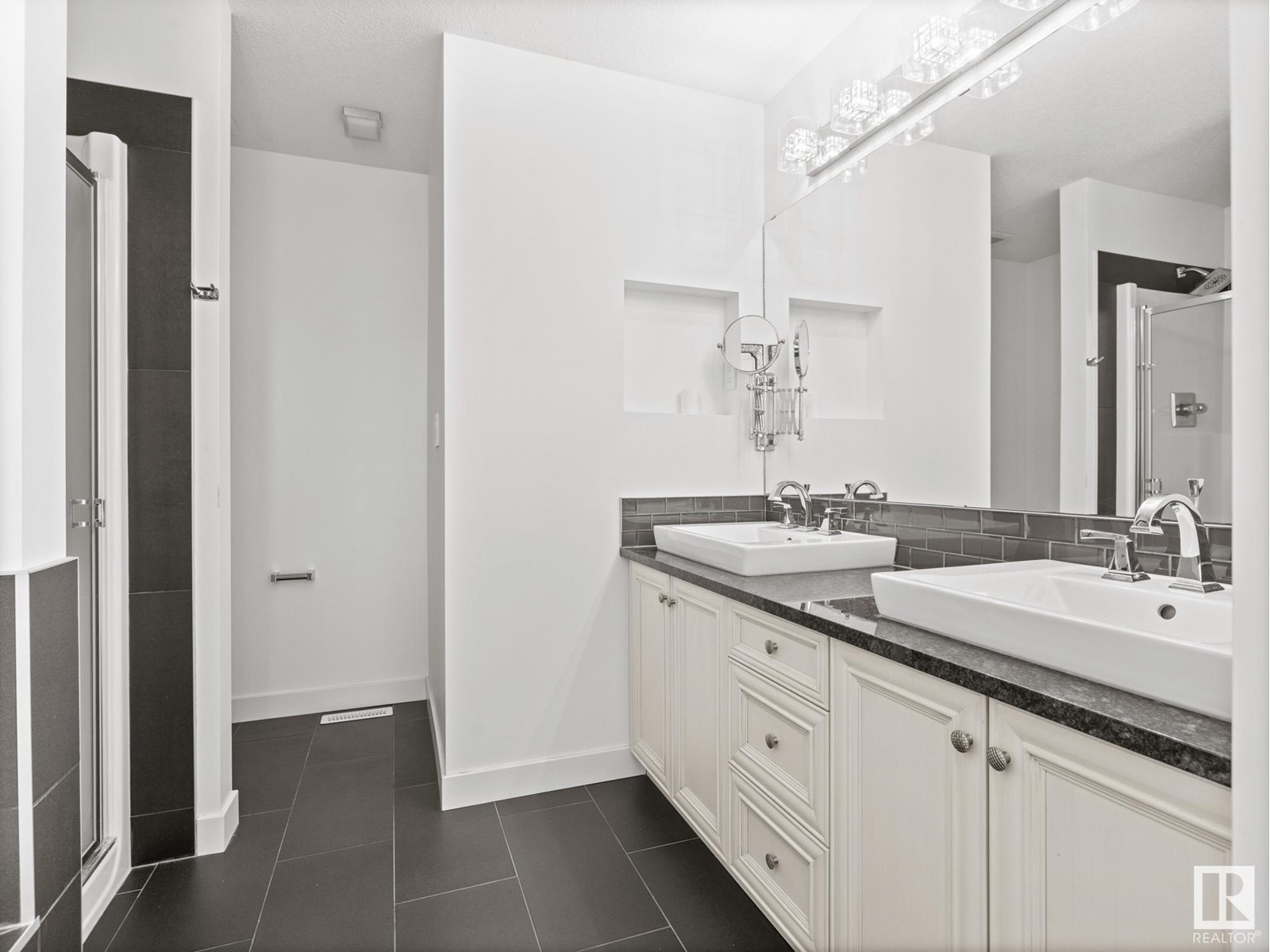 620 Mcdonough Link Li Nw, Edmonton, Alberta  T5Y 0M8 - Photo 16 - E4440046