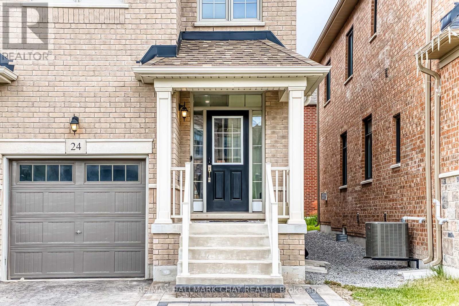 24 Tremoy Road, East Gwillimbury (Holland Landing), Ontario  L9N 0T2 - Photo 2 - N12191689