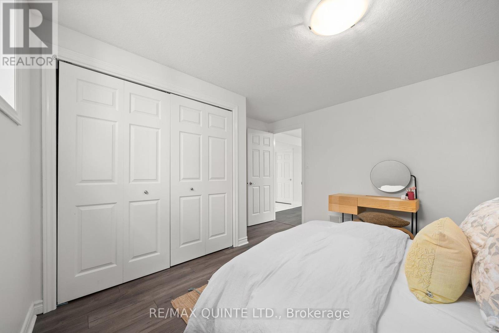 29 Northview Lane, Quinte West, Ontario  K8V 6X6 - Photo 33 - X12191932