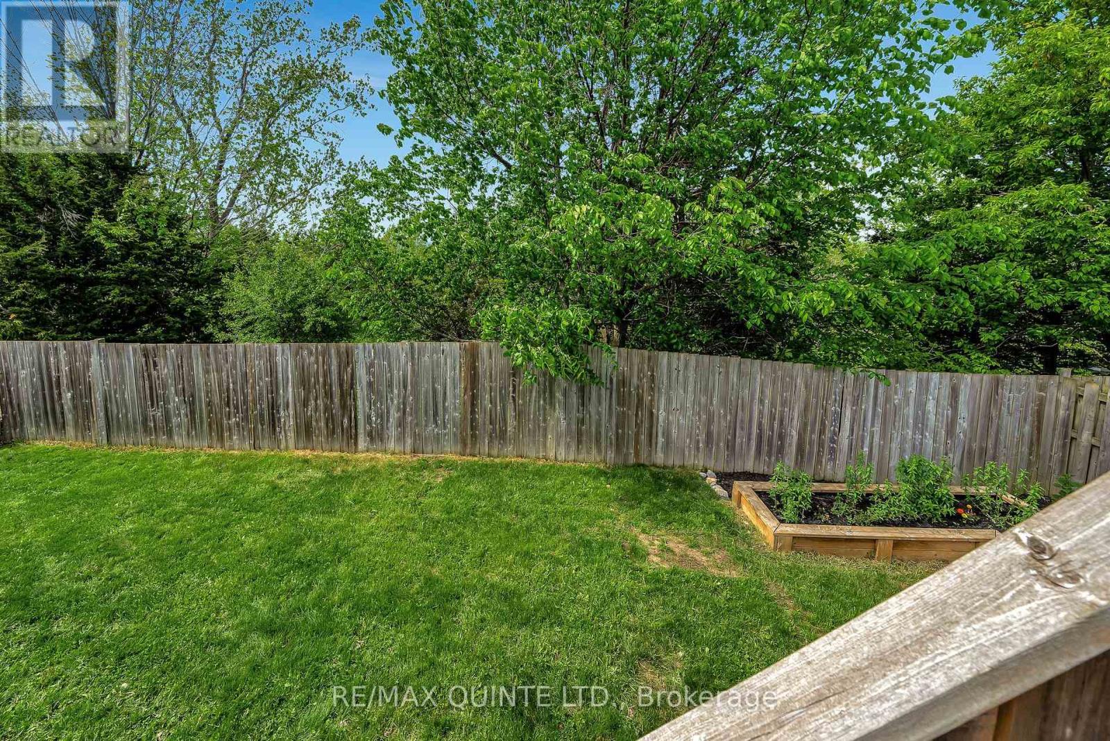29 Northview Lane, Quinte West, Ontario  K8V 6X6 - Photo 42 - X12191932