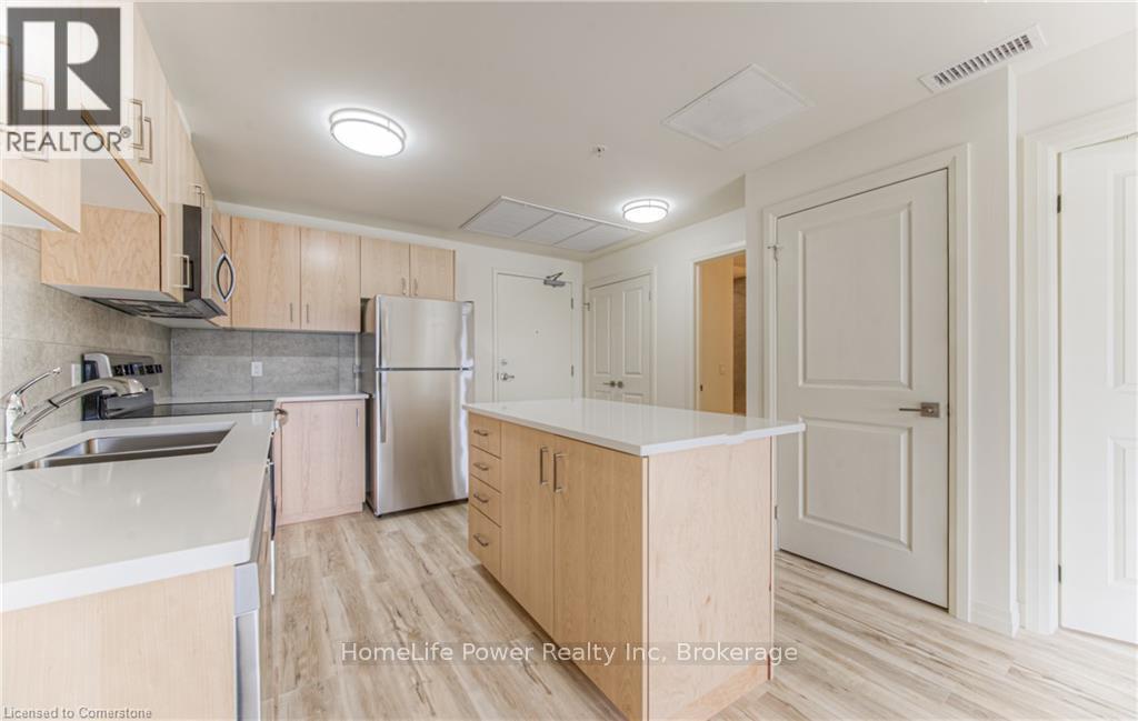 219 - 301 Westmount Road W, Kitchener, Ontario  N2M 5M9 - Photo 10 - X12191788