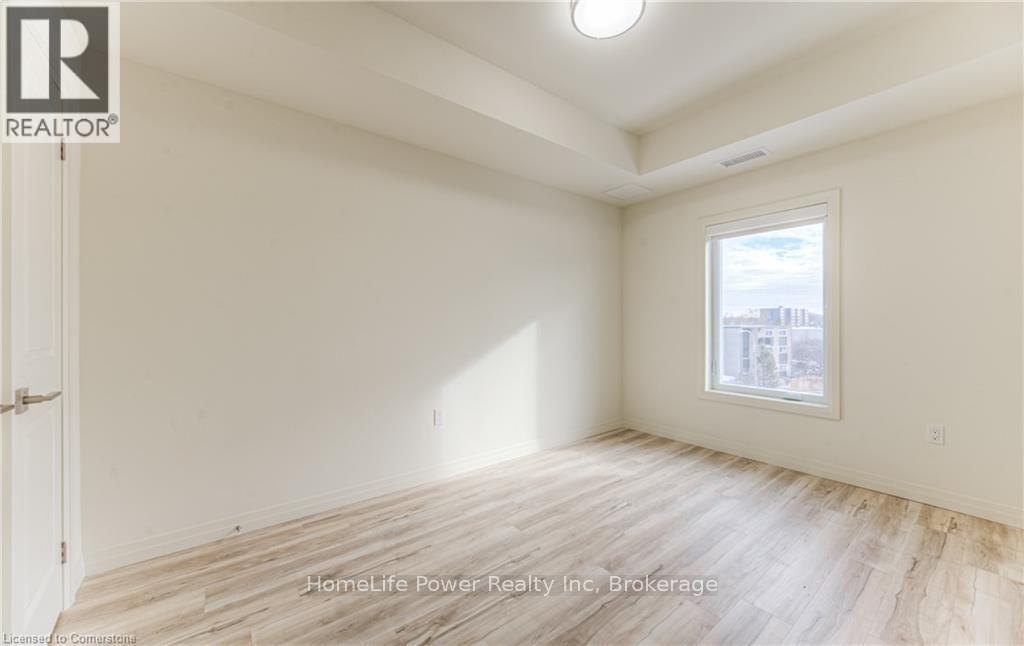 219 - 301 Westmount Road W, Kitchener, Ontario  N2M 5M9 - Photo 13 - X12191788