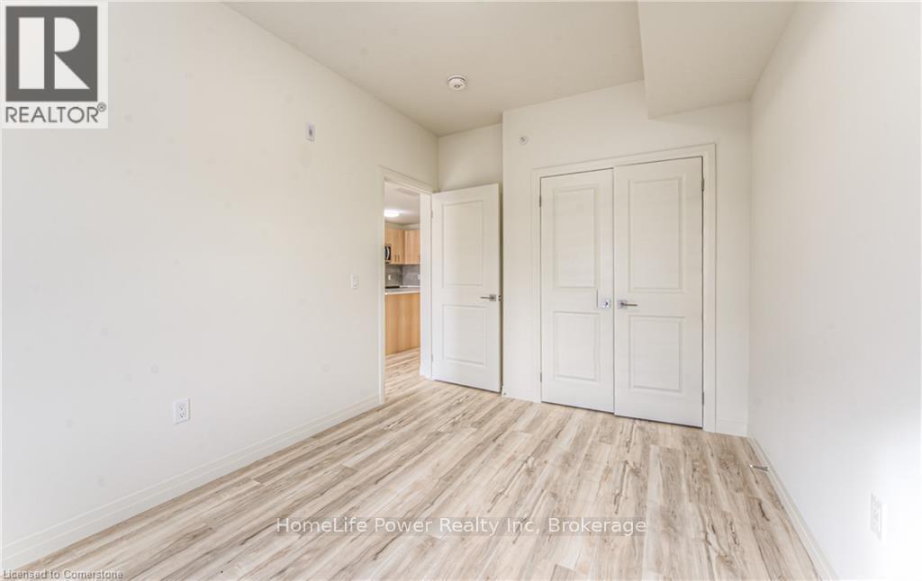 219 - 301 Westmount Road W, Kitchener, Ontario  N2M 5M9 - Photo 15 - X12191788