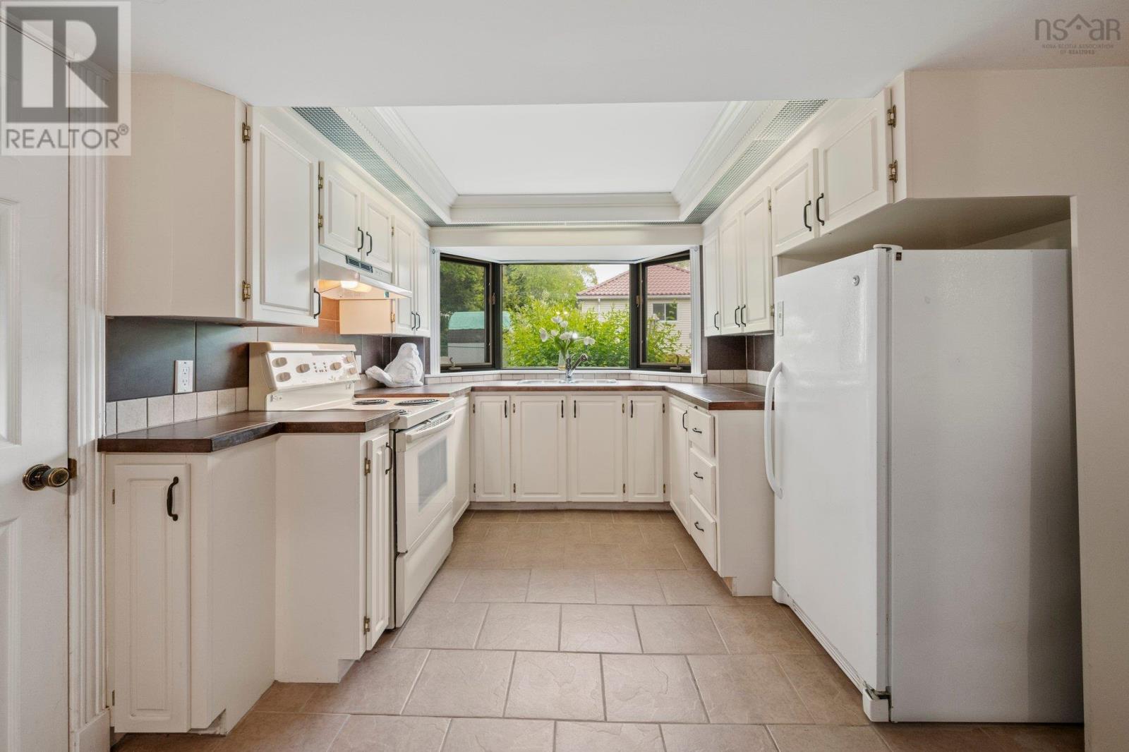 28 Macneil Drive, Bridgewater, Nova Scotia  B4V 3Y8 - Photo 30 - 202513232