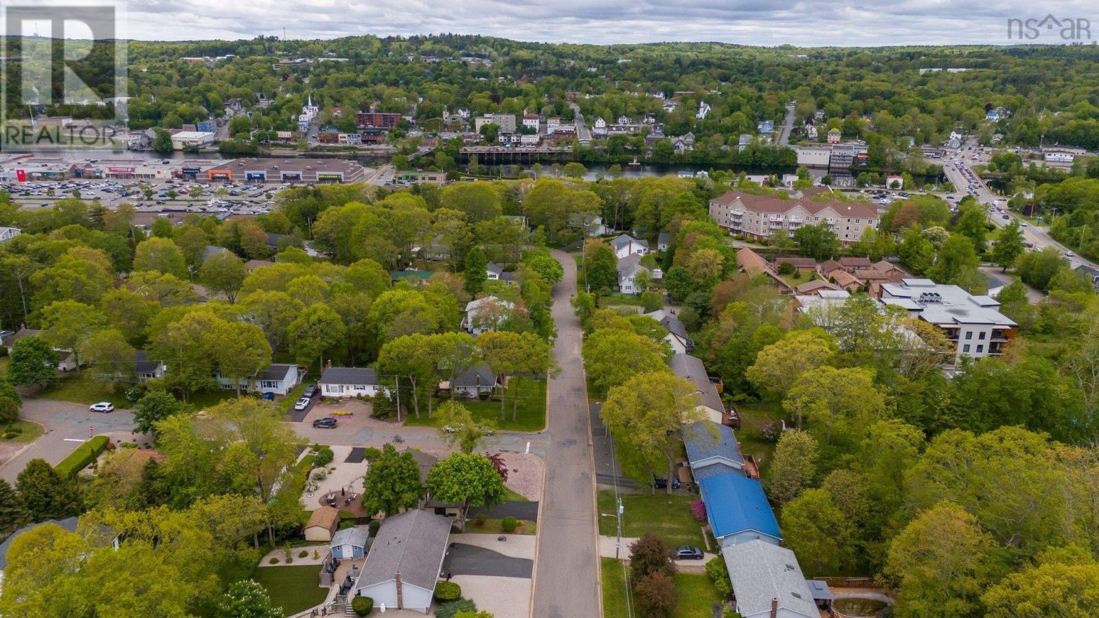 28 Macneil Drive, Bridgewater, Nova Scotia  B4V 3Y8 - Photo 45 - 202513232