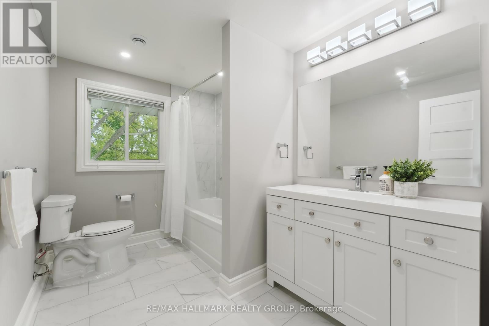 2103 Delmar Drive, Ottawa, Ontario  K1H 5P6 - Photo 21 - X12191815