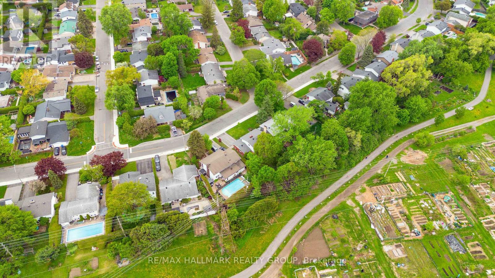 2103 Delmar Drive, Ottawa, Ontario  K1H 5P6 - Photo 37 - X12191815