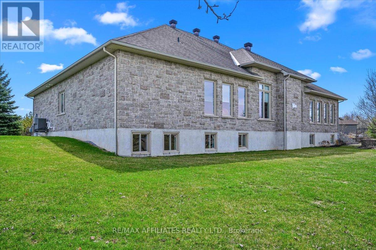 1530 Creagan Court, Ottawa, Ontario  K4C 0A5 - Photo 47 - X12191852