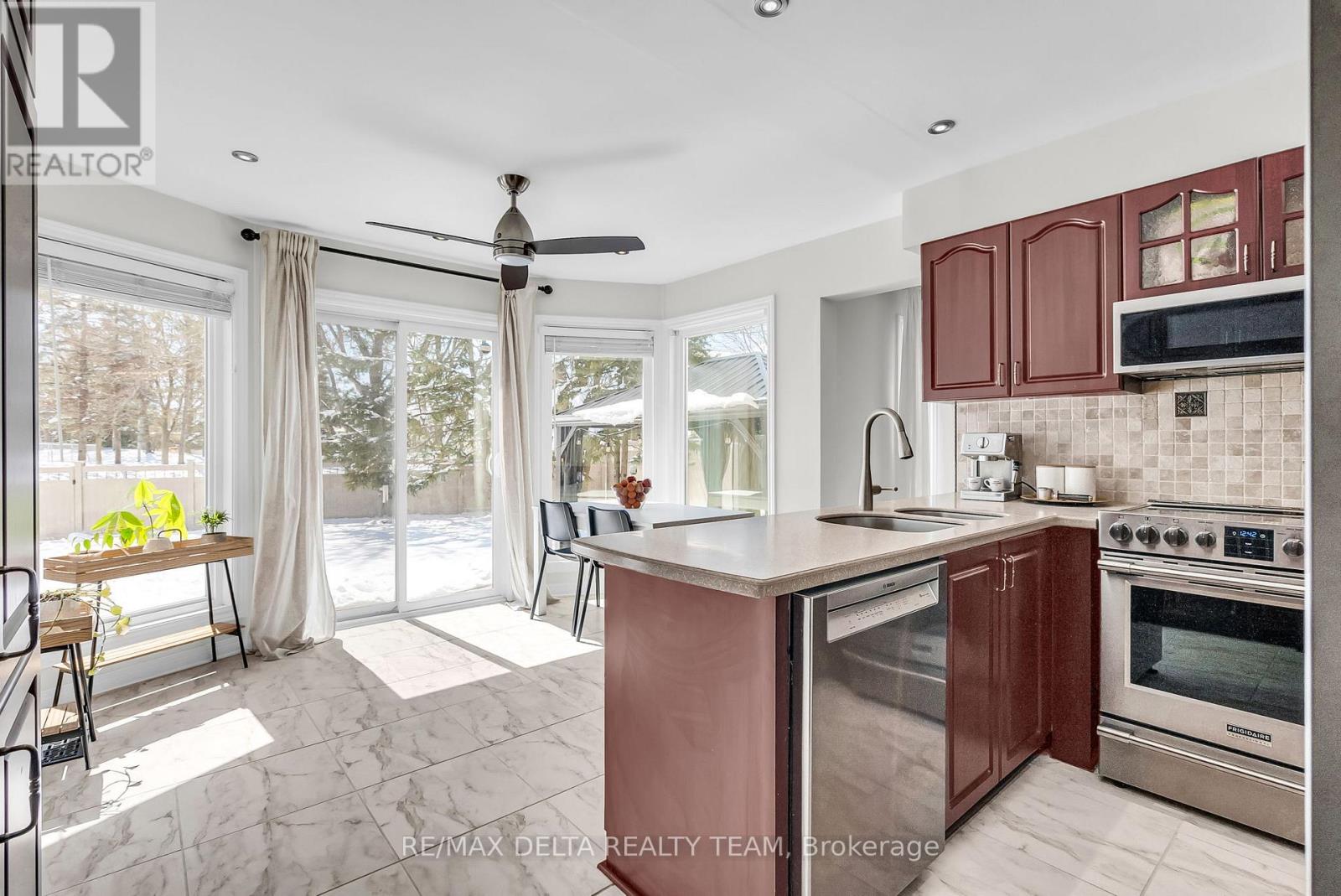 620 Glenside Terrace, Ottawa, Ontario  K4A 2B7 - Photo 11 - X12191951