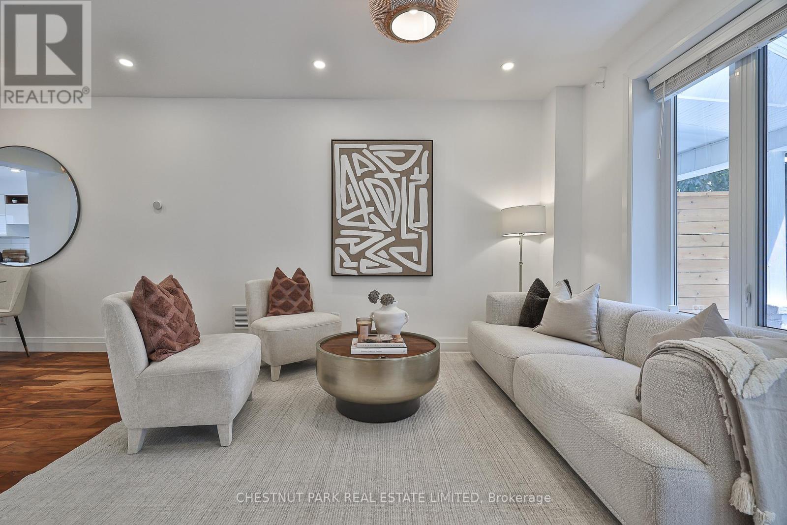 56 Pendrith Street, Toronto, Ontario  M6G 1R7 - Photo 4 - W12191703