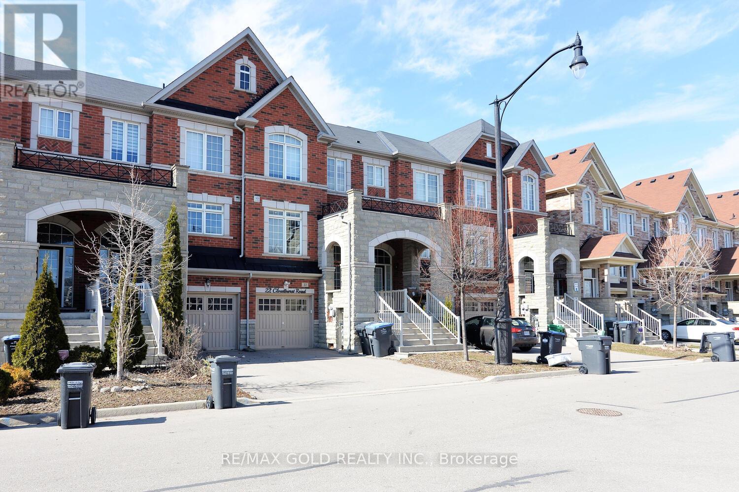 22 Cloudburst Road, Brampton, Ontario  L7A 0B5 - Photo 3 - W12191747