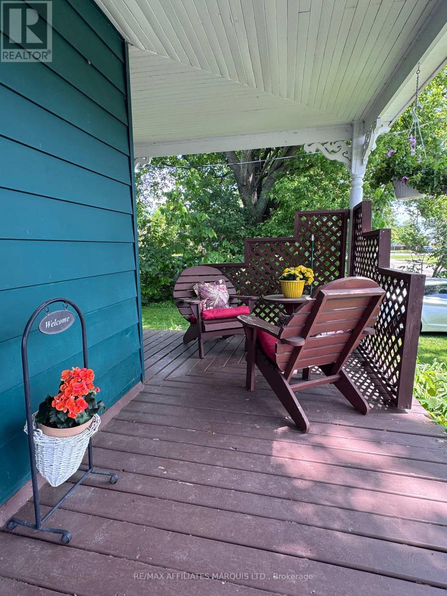7 Spruce Street, South Glengarry, Ontario  K0C 1N0 - Photo 30 - X12081184