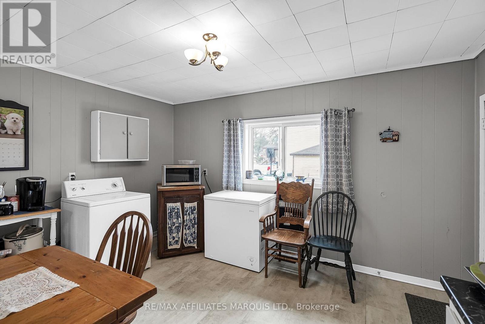 7 Spruce Street, South Glengarry, Ontario  K0C 1N0 - Photo 11 - X12081184