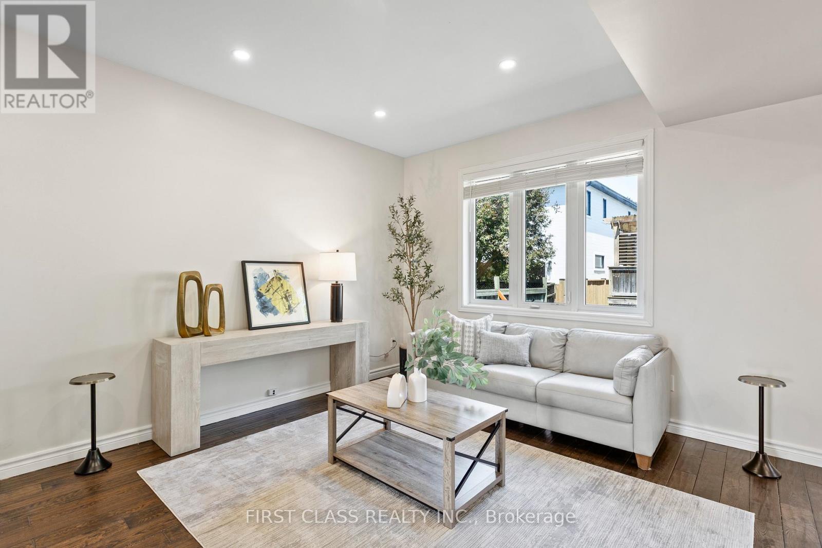 Property at 13 STEPNEY STREET image 3