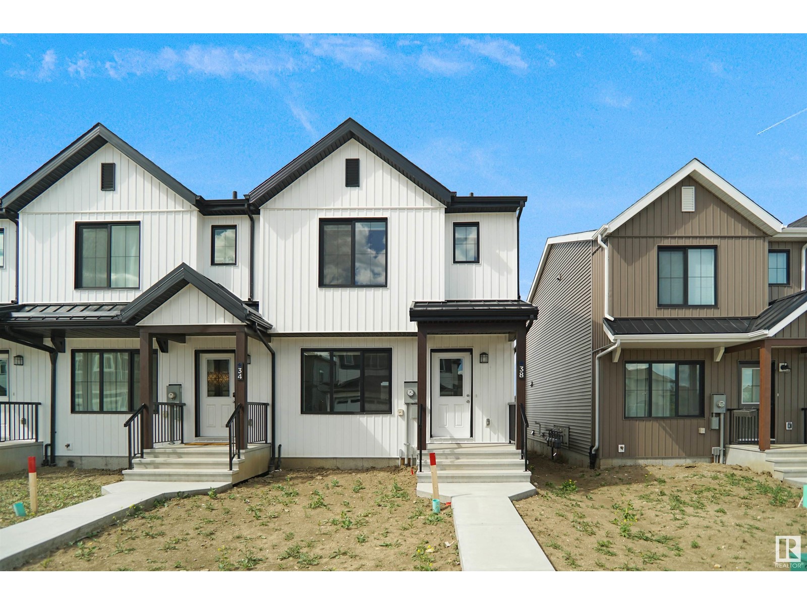 Property at 228 Savoy CR image 1