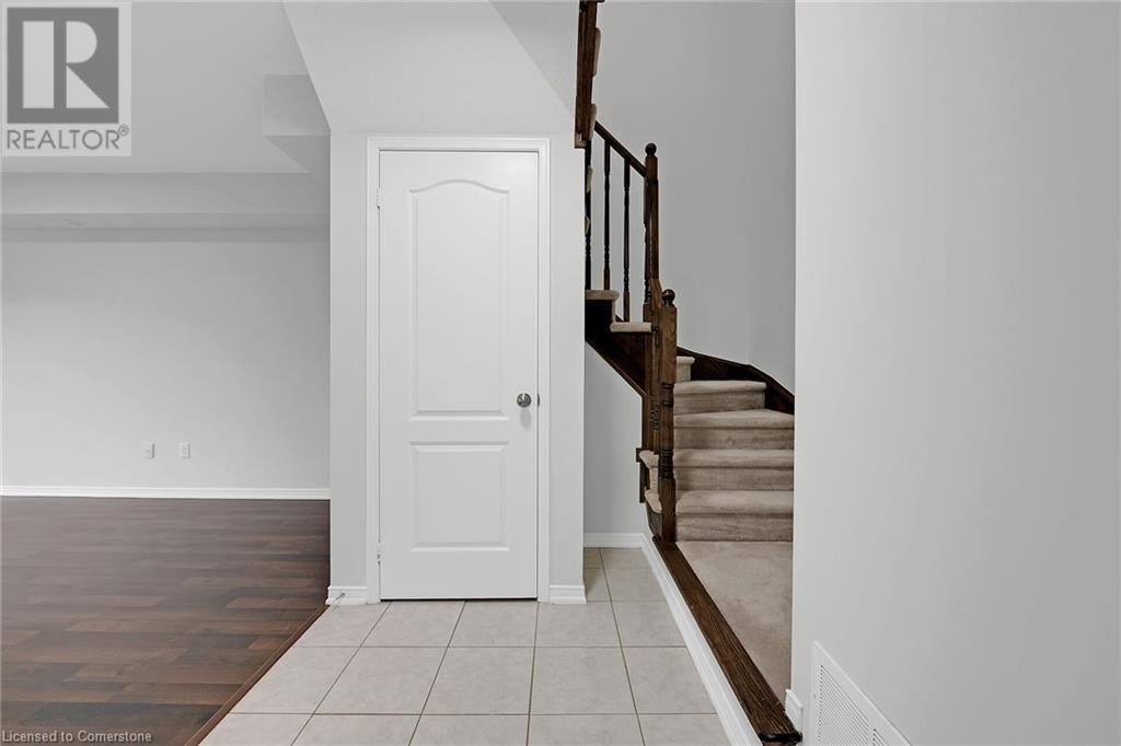 35 Hays Boulevard Unit# 11, Oakville, Ontario  L6H 0J1 - Photo 20 - 40736572