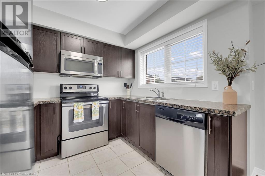 35 Hays Boulevard Unit# 11, Oakville, Ontario  L6H 0J1 - Photo 13 - 40736572
