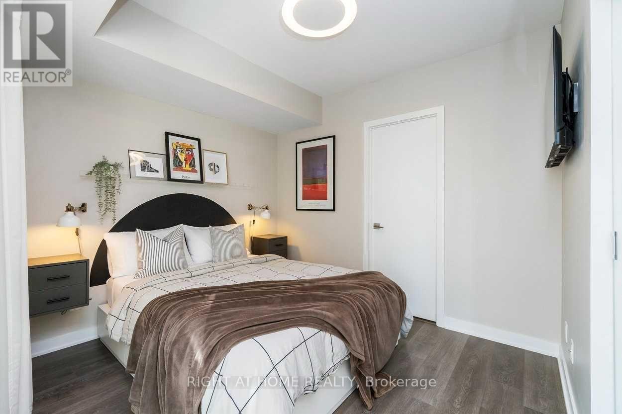 2406 - 188 Cumberland Street, Toronto (Annex), Ontario  M5R 0B6 - Photo 12 - C12191790