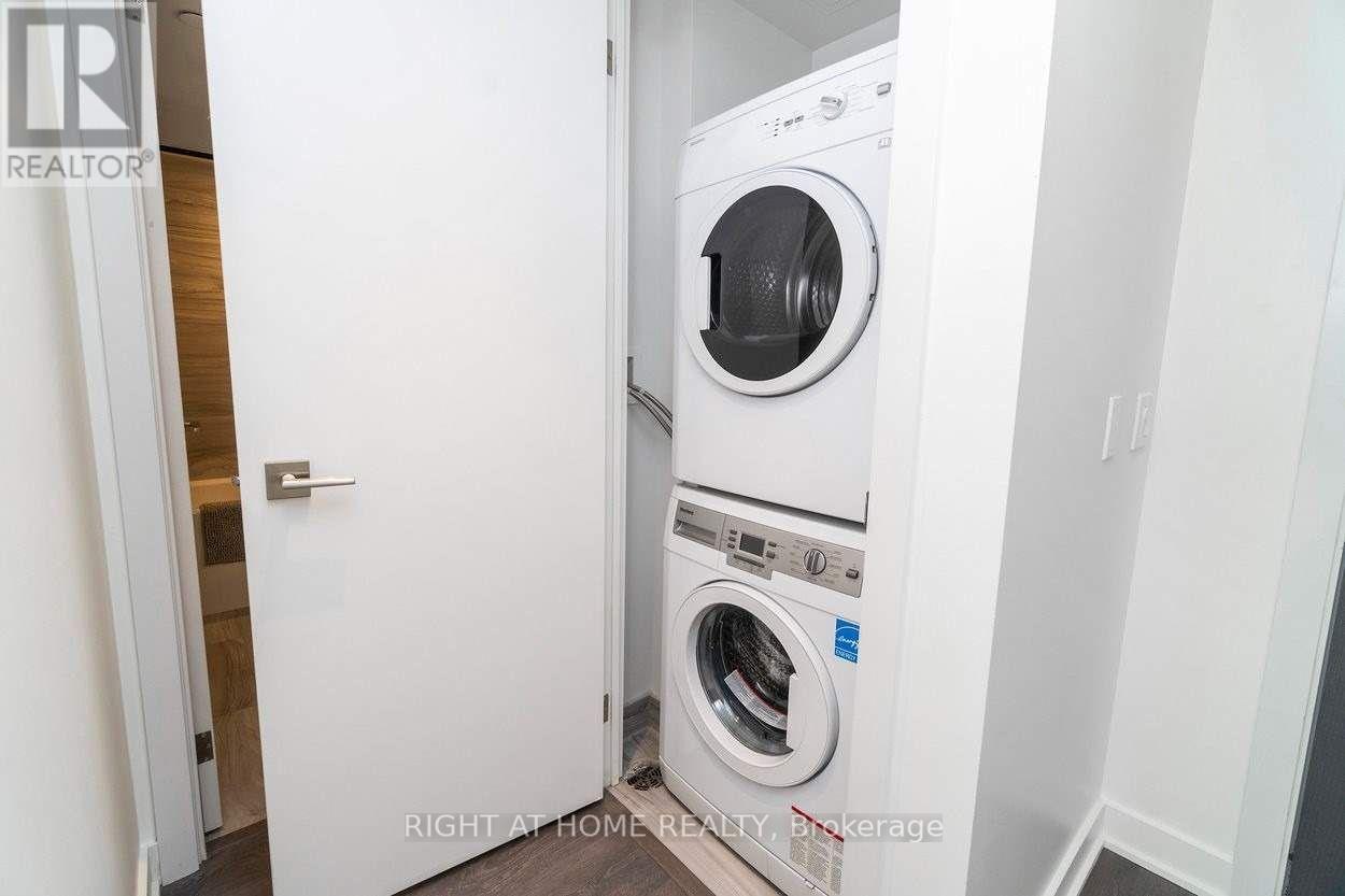 2406 - 188 Cumberland Street, Toronto (Annex), Ontario  M5R 0B6 - Photo 16 - C12191790