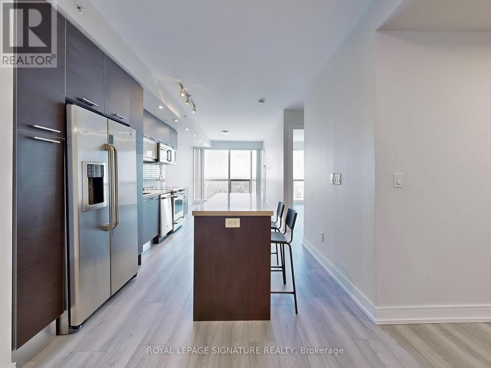 6404 - 388 Yonge Street, Toronto, Ontario  M5B 0A5 - Photo 19 - C12191809