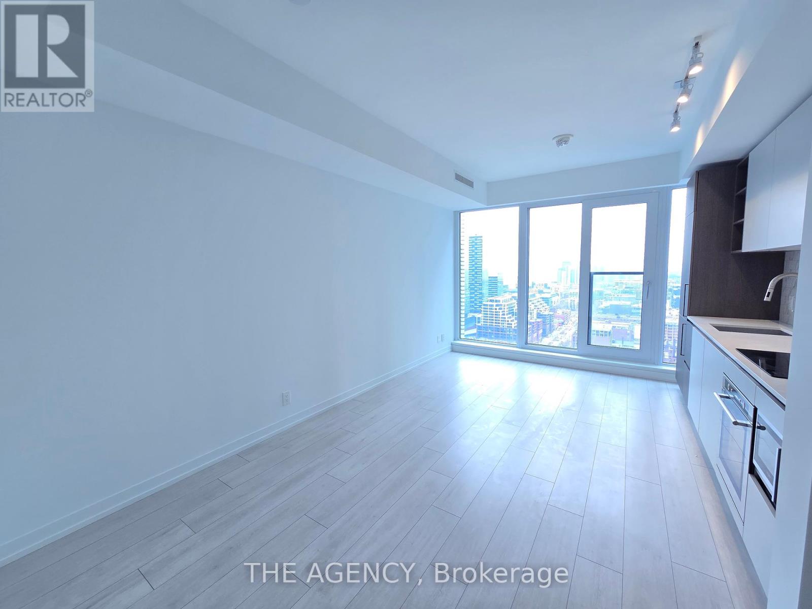 3503 - 55 Mercer Street, Toronto (Waterfront Communities), Ontario  M5V 0W4 - Photo 3 - C12191908