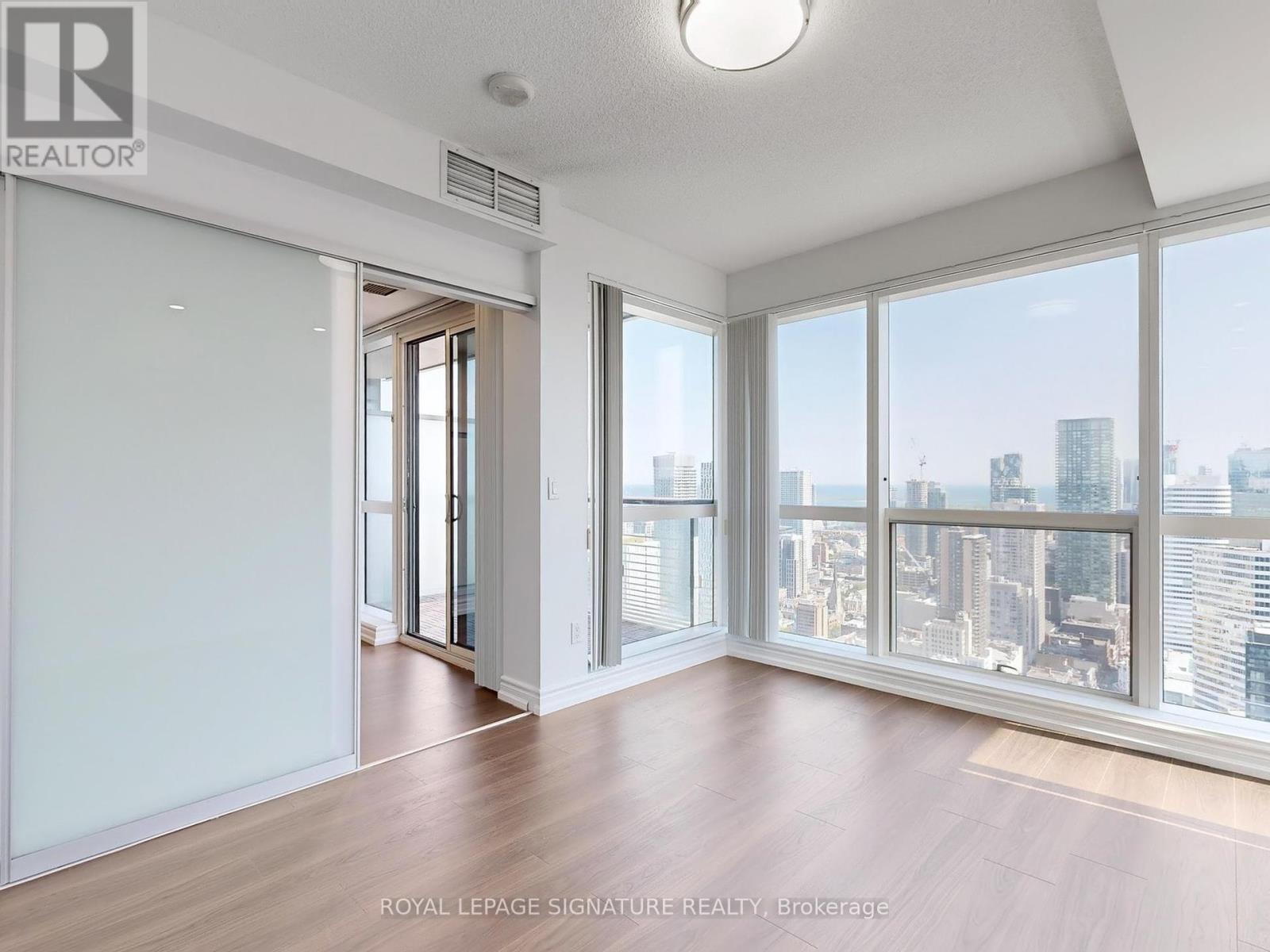 4509 - 386 Yonge Street, Toronto, Ontario  M5B 0A5 - Photo 17 - C12191935