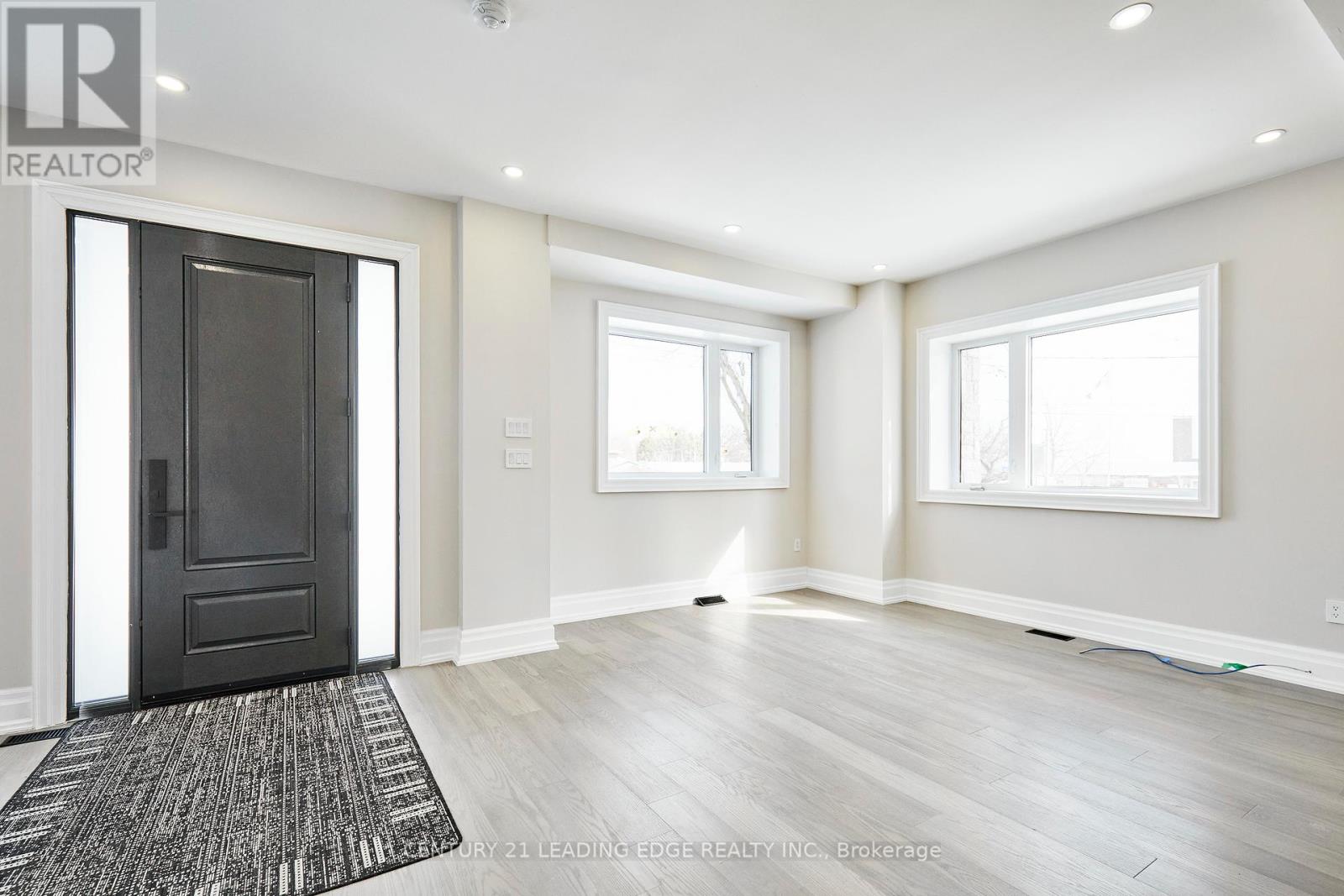 50 Dorset Road, Toronto, Ontario  M1M 2S7 - Photo 4 - E12075611