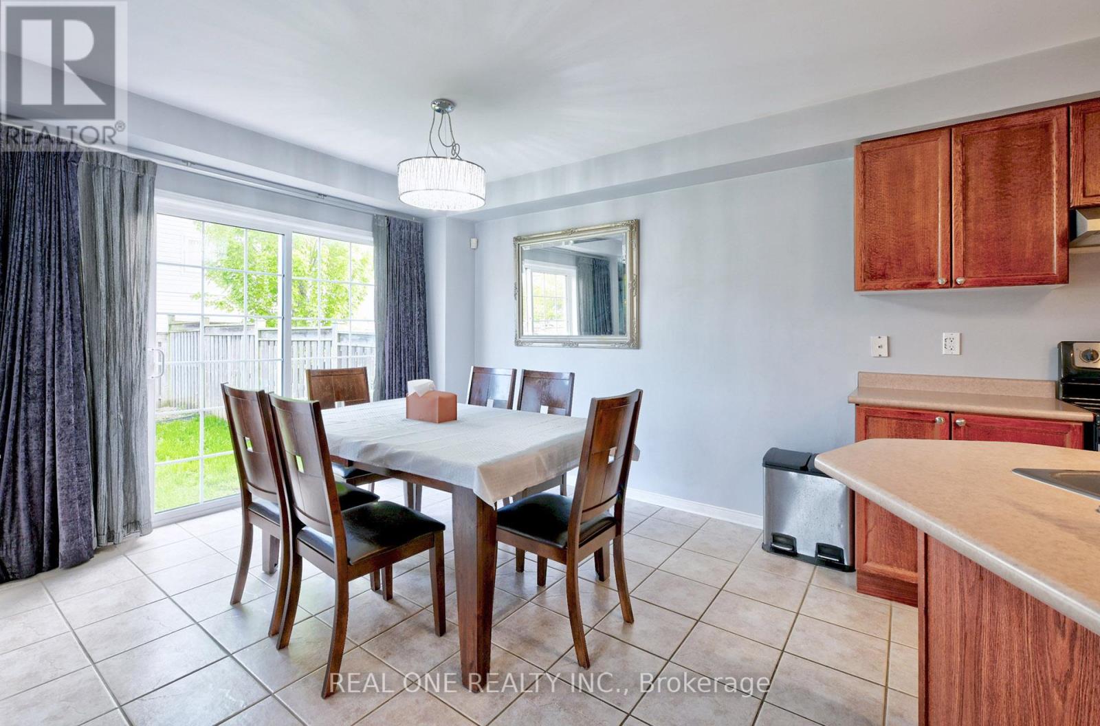 7 Settler's Court, Whitby, Ontario  L1M 2L3 - Photo 14 - E12191761