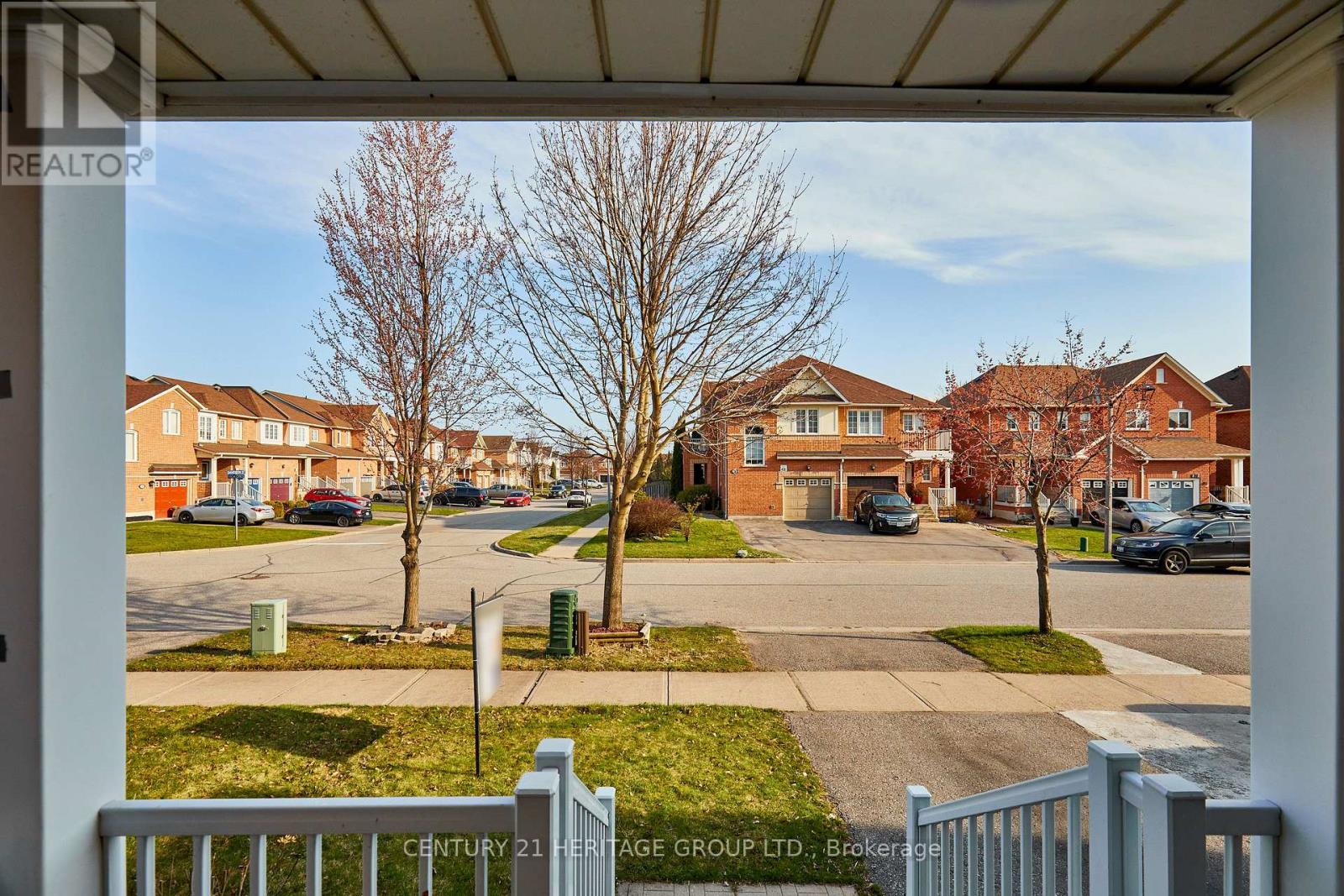 Property at 73 RICH CRESCENT image 3