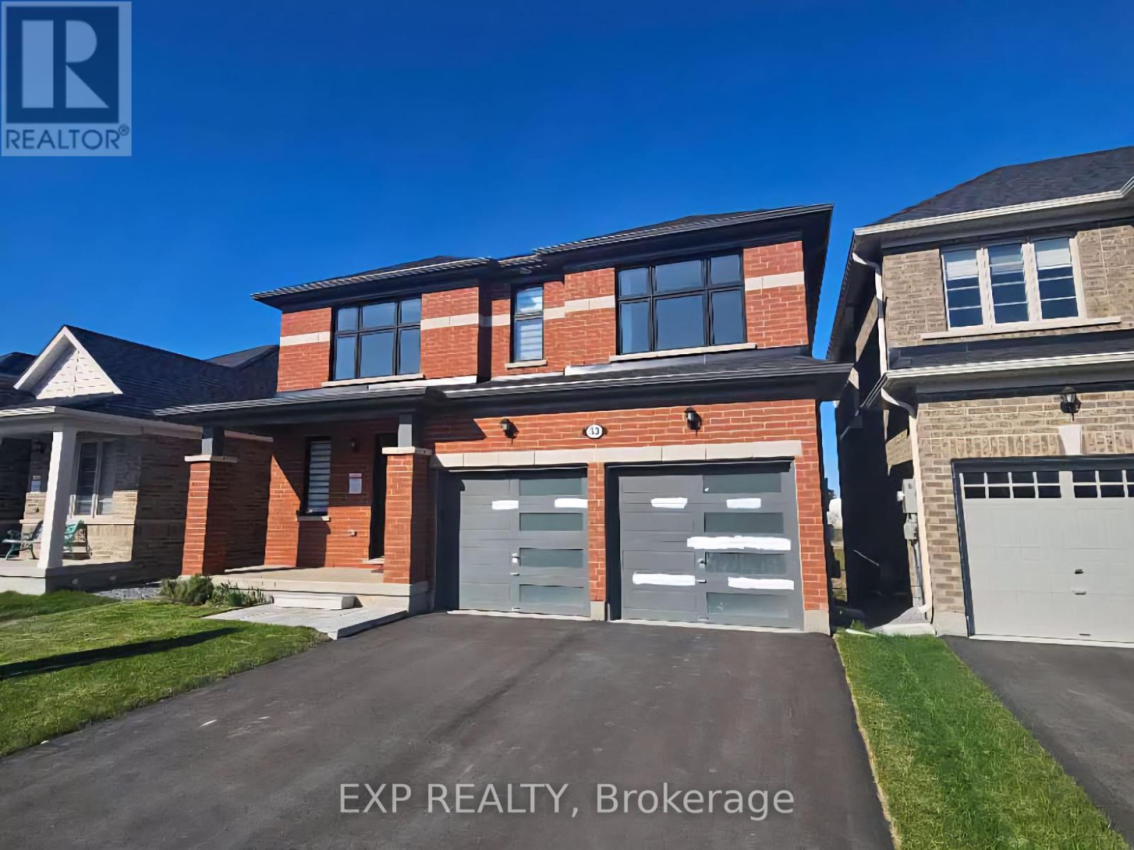 33 JOHN DALLIMORE DRIVE, Georgina, Ontario