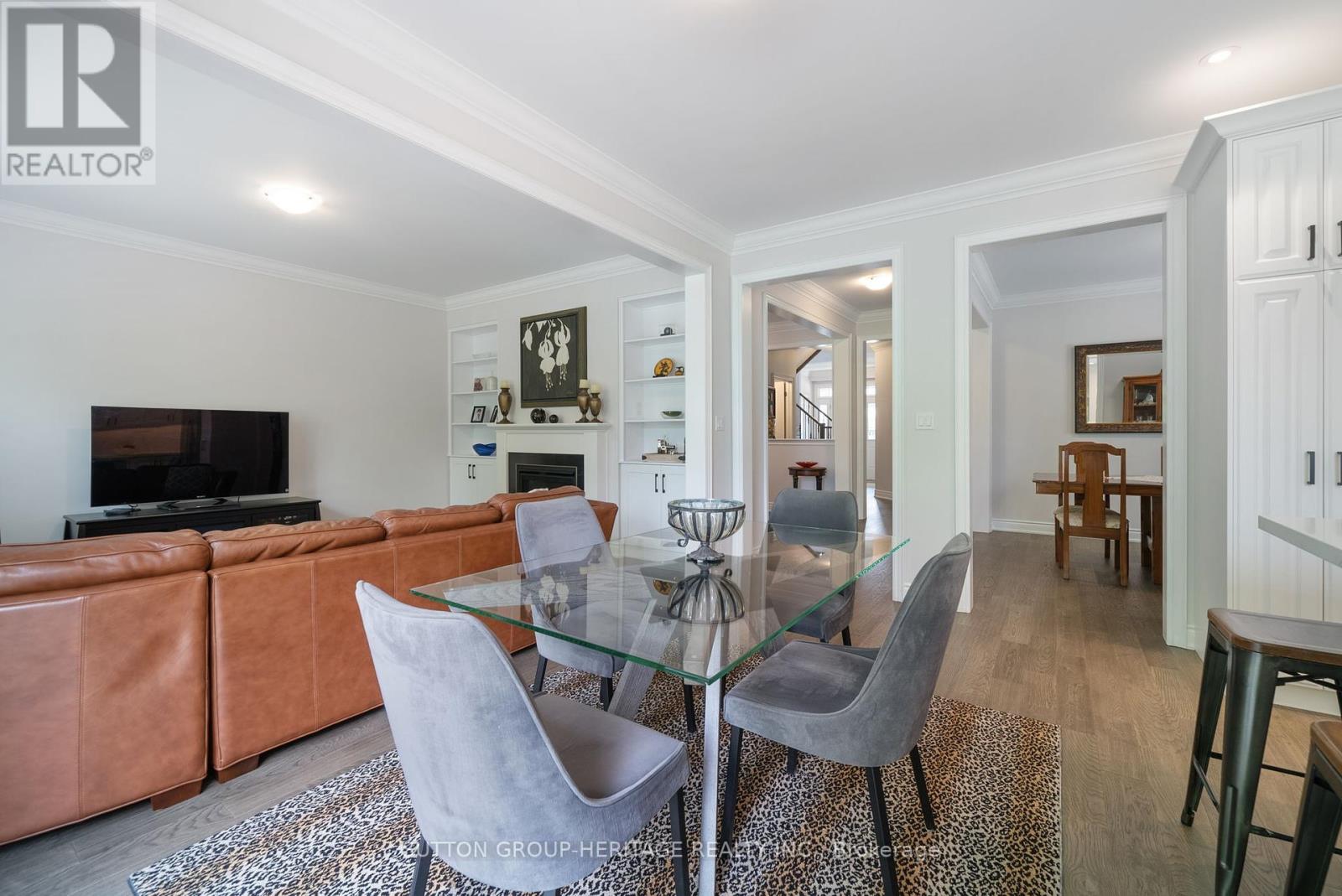 54 Robb Thompson Road, East Gwillimbury, Ontario  L0G 1M0 - Photo 15 - N12186502