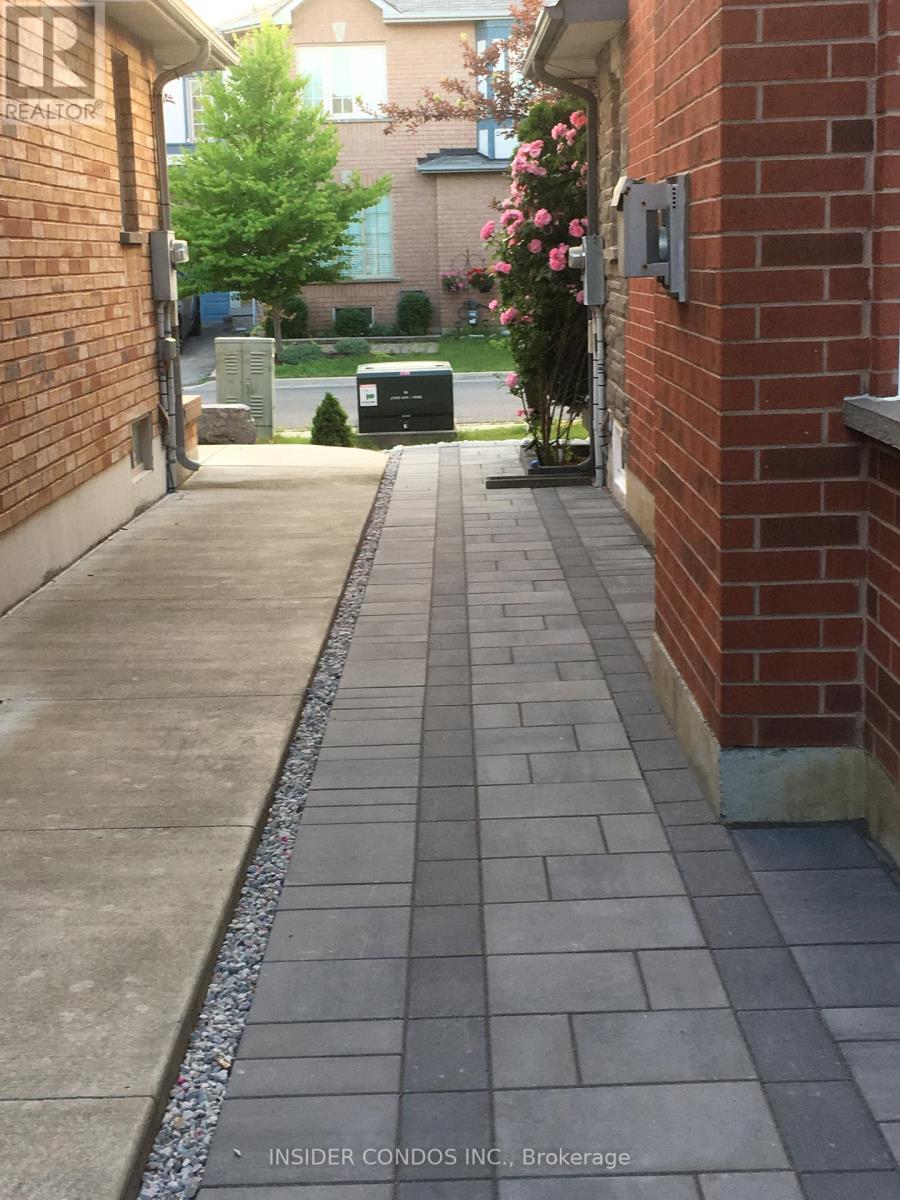 126 Pinedale Gate, Vaughan, Ontario  L4L 8X3 - Photo 25 - N12191837