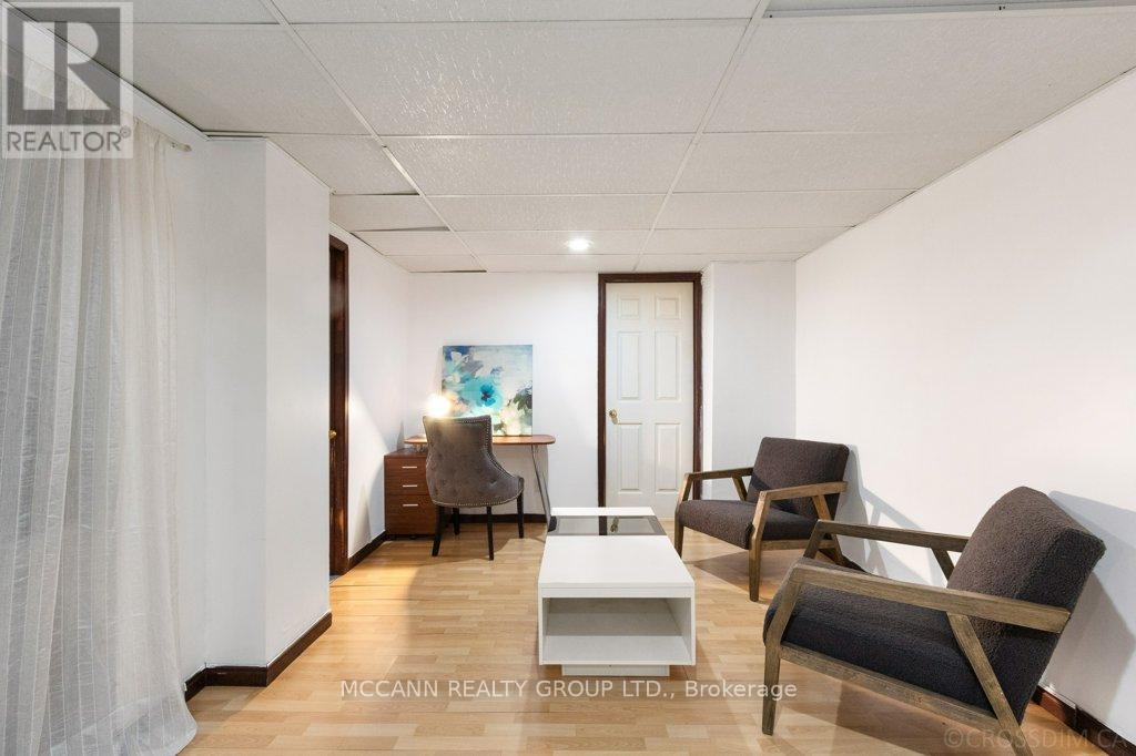 81 Stirling Crescent, Markham (Milliken Mills East), Ontario  L3R 7J8 - Photo 29 - N12191856