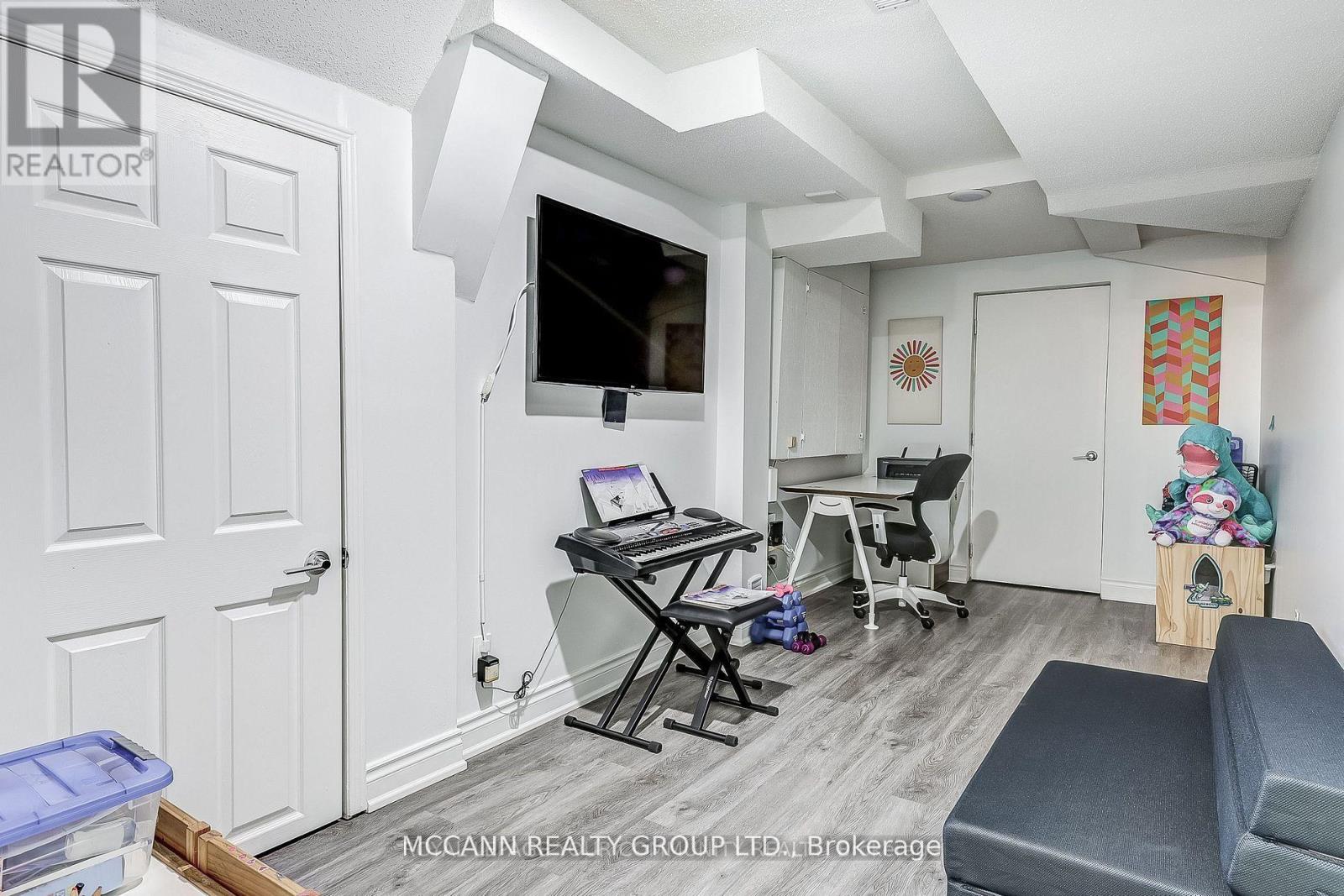 93 Revelstoke Crescent, Richmond Hill (Langstaff), Ontario  L4B 4T4 - Photo 22 - N12191859