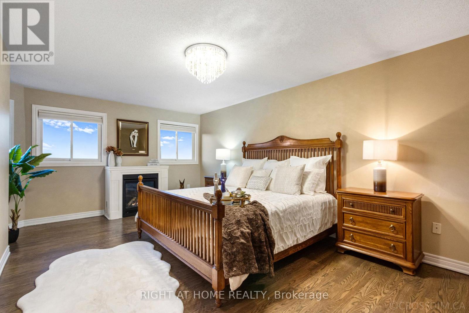 320 Canyon Hill Avenue, Richmond Hill (Westbrook), Ontario  L4C 0R1 - Photo 19 - N12191940