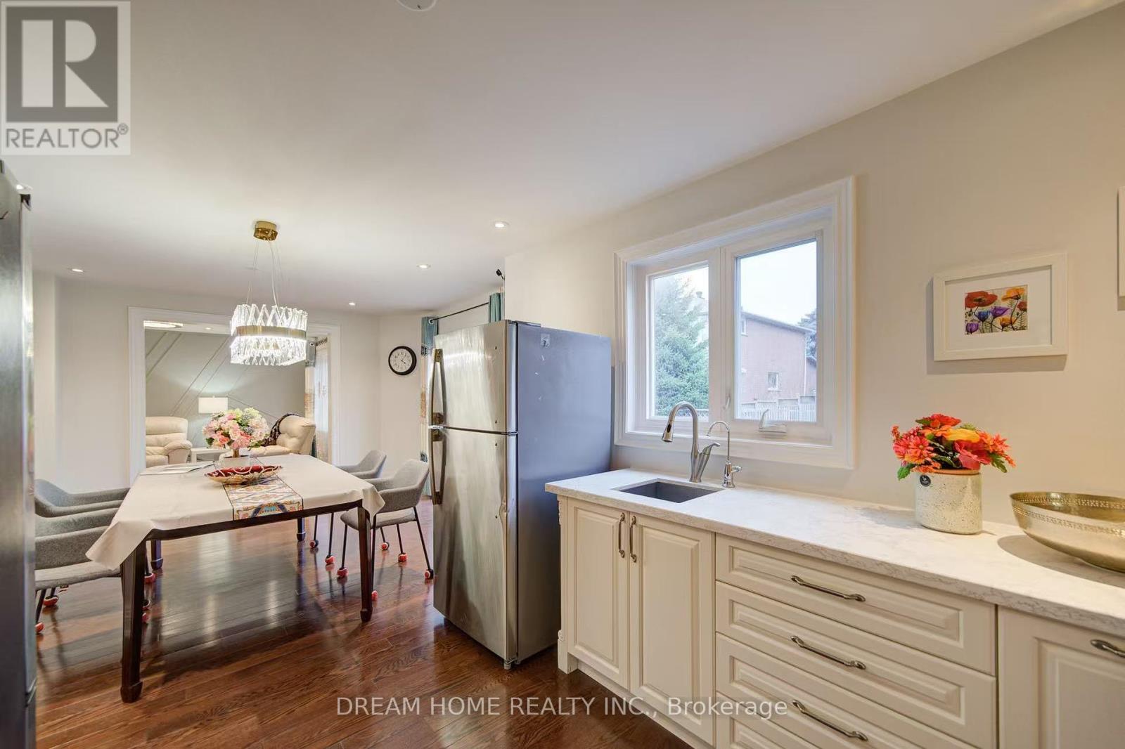Room B - 3 Moses Crescent, Markham, Ontario  L6C 1R2 - Photo 24 - N12191950