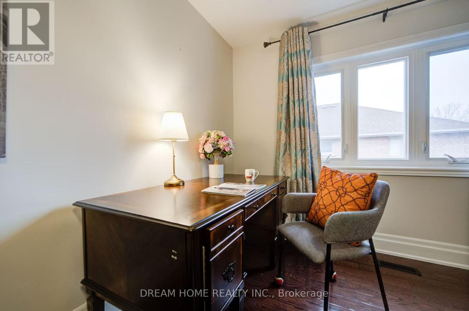 Room B - 3 Moses Crescent, Markham, Ontario  L6C 1R2 - Photo 4 - N12191950