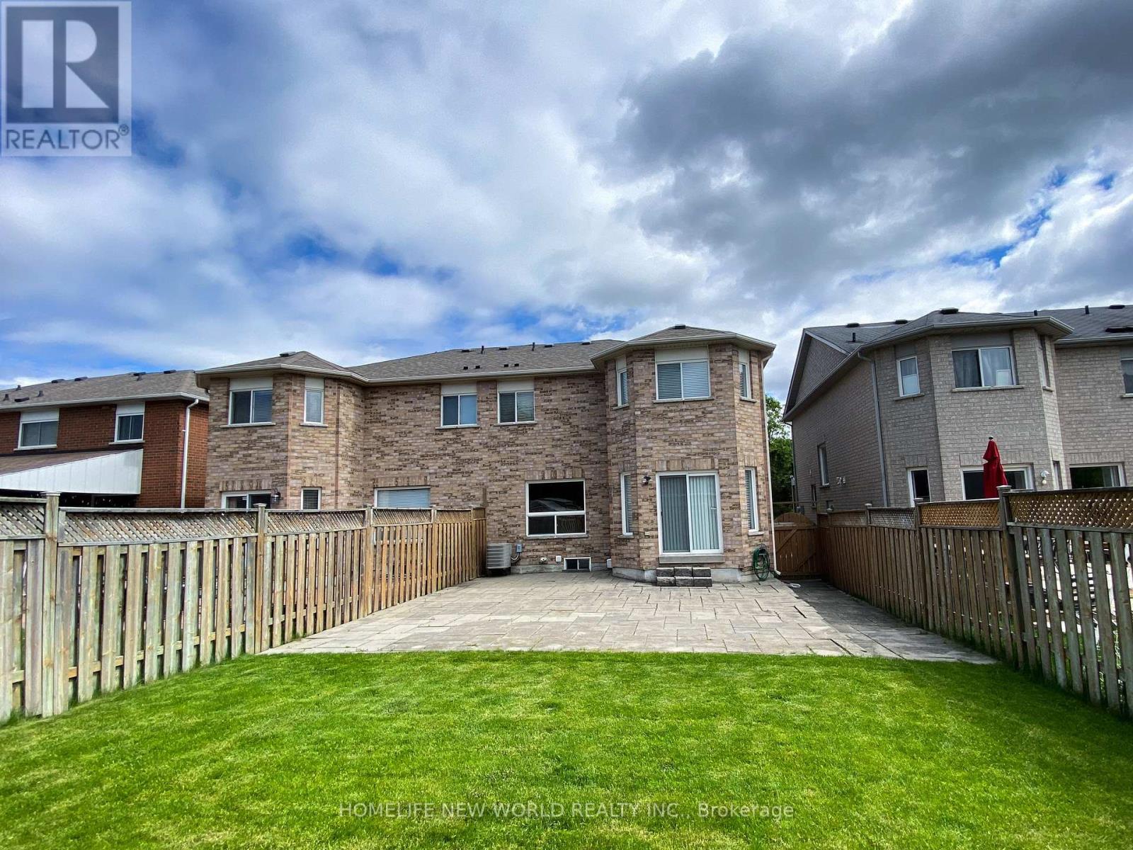 Main/upper - 22 Corkwood Crescent, Vaughan, Ontario  L6A 3B9 - Photo 8 - N12191987