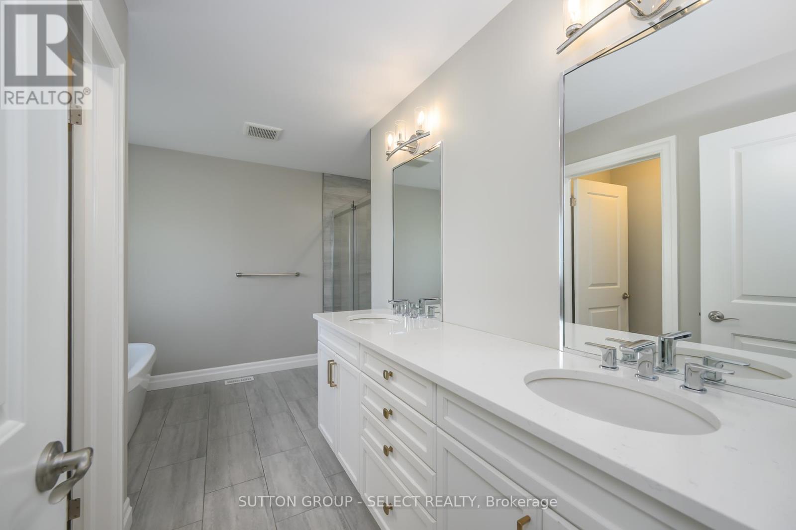 33 - 1061 Eagletrace Drive, London North, Ontario  N6G 0T3 - Photo 20 - X12192022