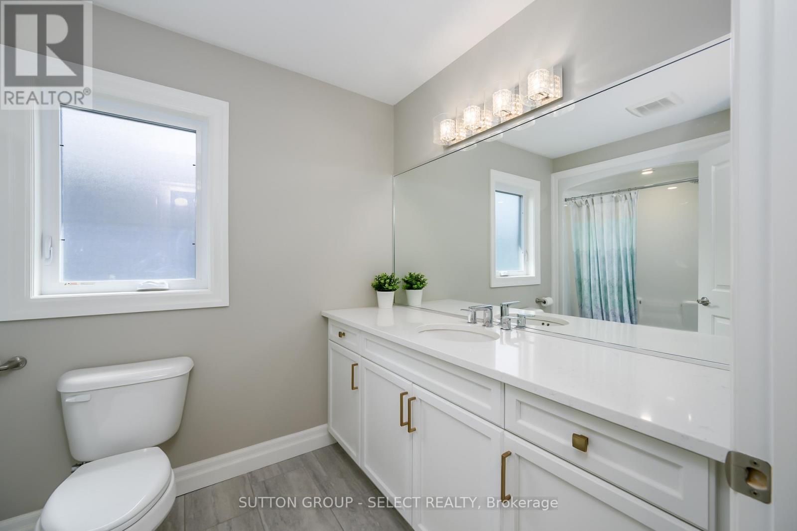 33 - 1061 Eagletrace Drive, London North, Ontario  N6G 0T3 - Photo 26 - X12192022