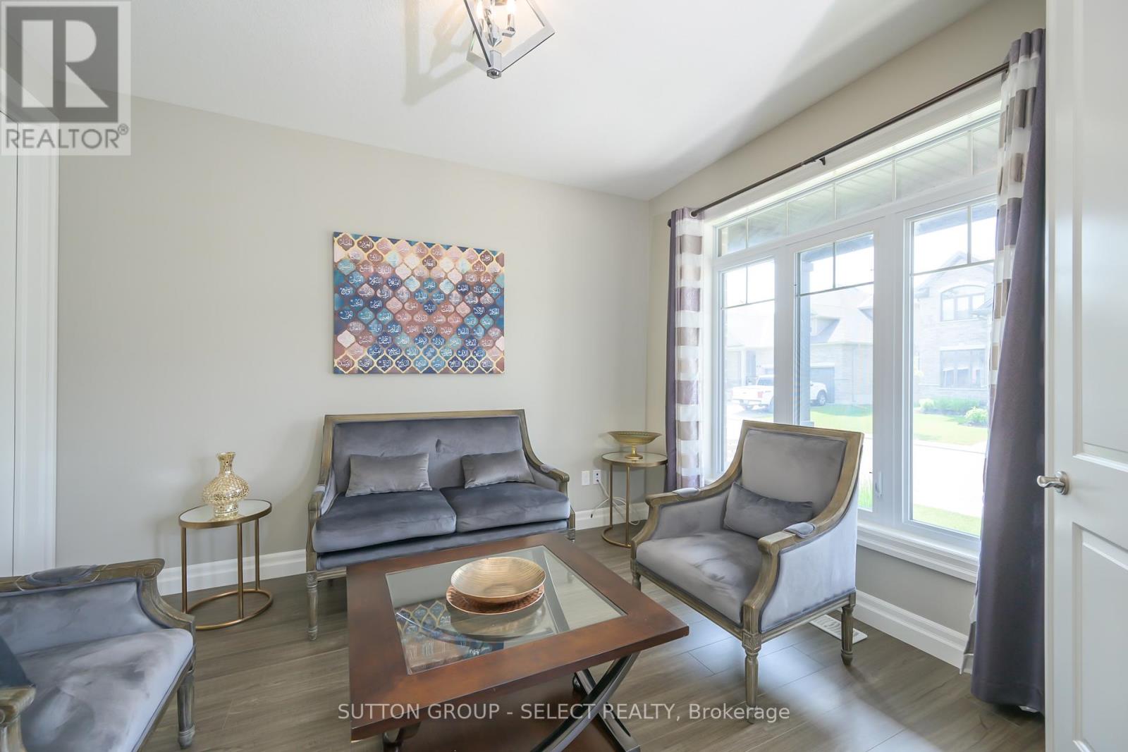 33 - 1061 Eagletrace Drive, London North, Ontario  N6G 0T3 - Photo 3 - X12192022