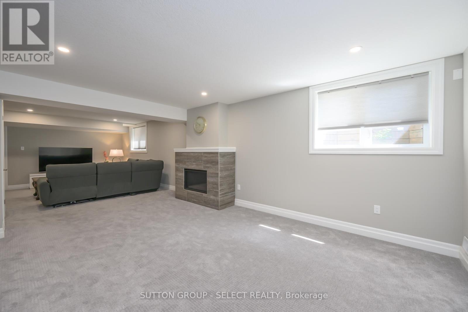 33 - 1061 Eagletrace Drive, London North, Ontario  N6G 0T3 - Photo 30 - X12192022