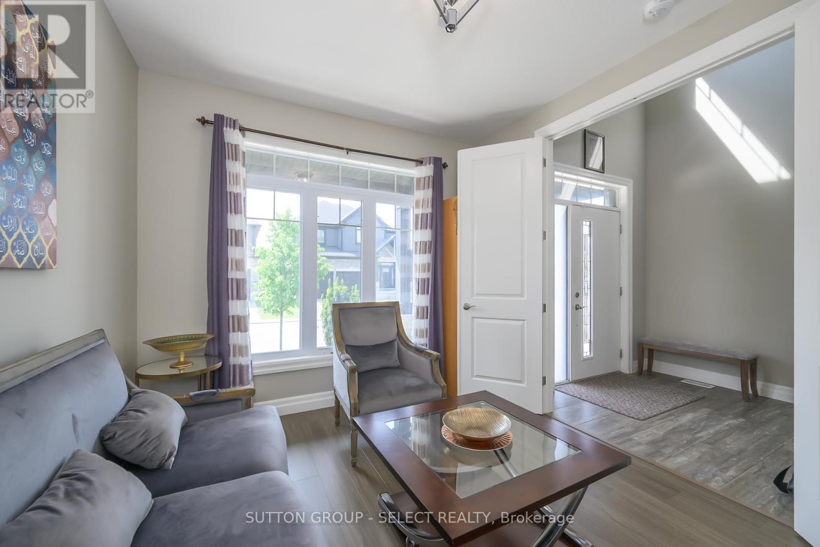 33 - 1061 Eagletrace Drive, London North, Ontario  N6G 0T3 - Photo 4 - X12192022
