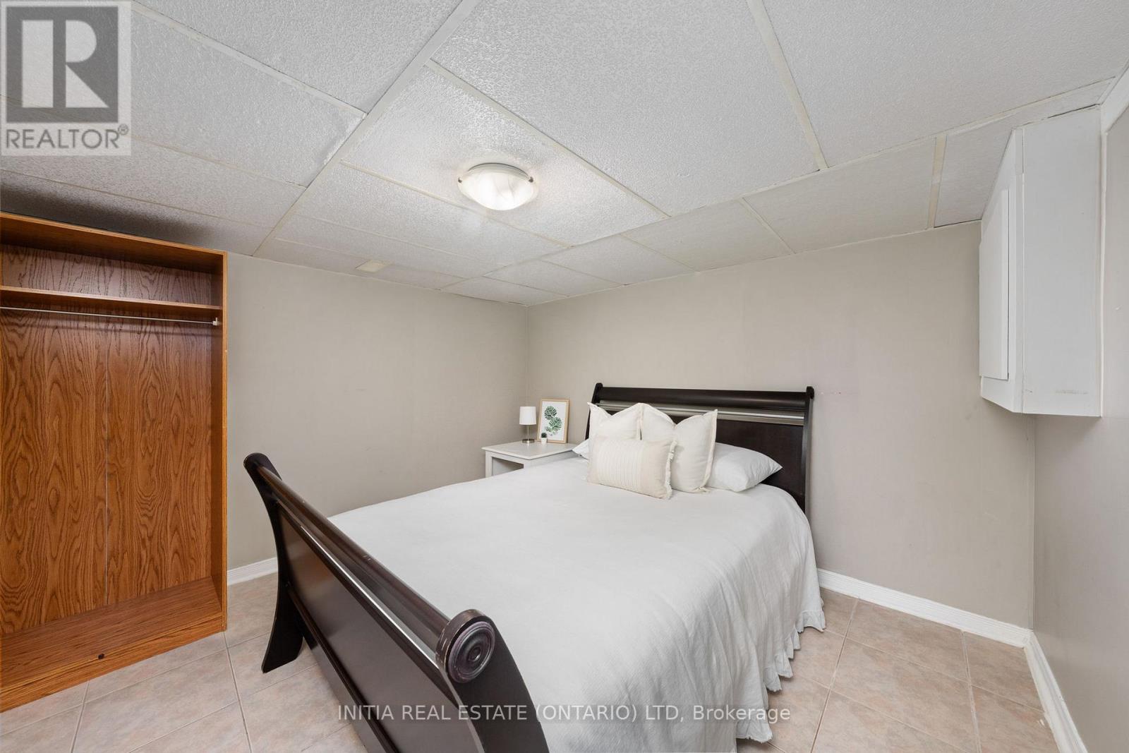 254 Durand Street, Sarnia, Ontario  N7T 5A3 - Photo 19 - X12192063