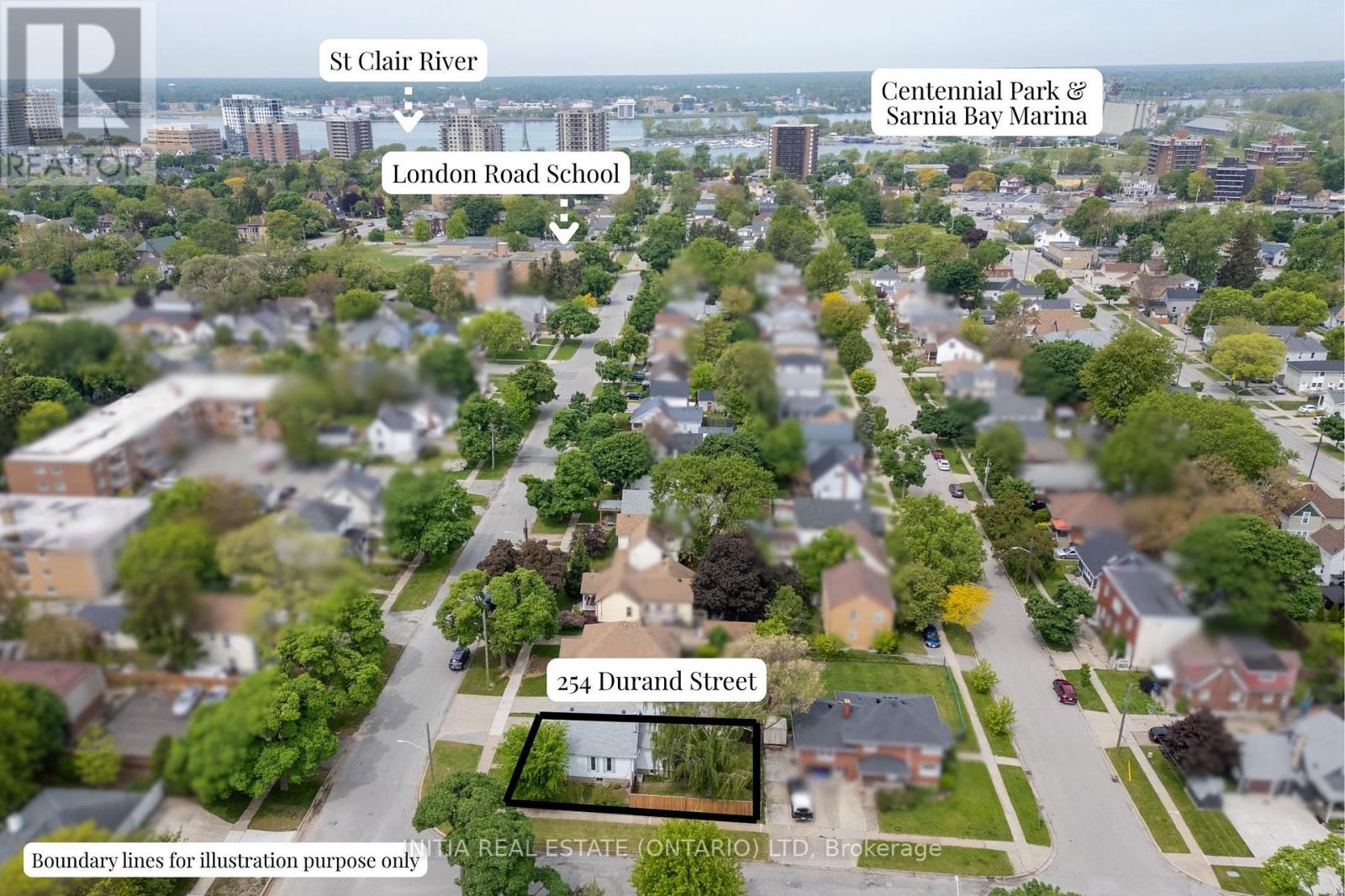 254 Durand Street, Sarnia, Ontario  N7T 5A3 - Photo 2 - X12192063