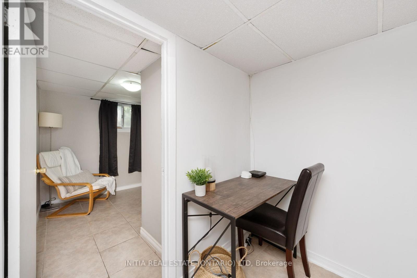 254 Durand Street, Sarnia, Ontario  N7T 5A3 - Photo 24 - X12192063